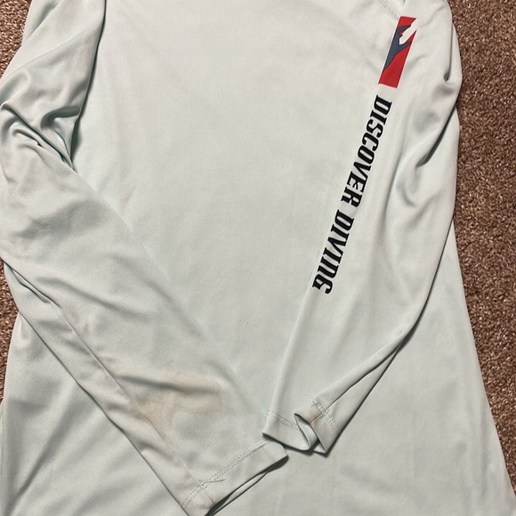 4/$24🦩 SeaFear Shirt - Picture 8 of 9